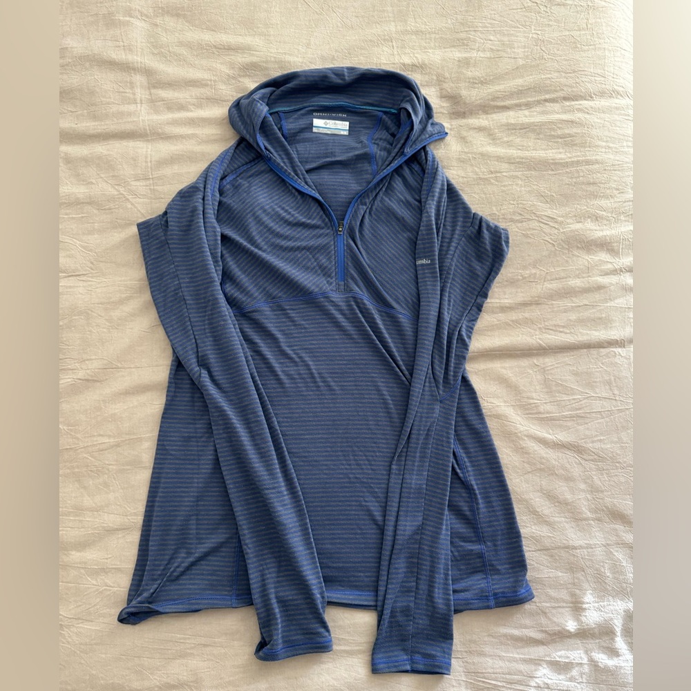 Columbia women’s long sleeve top base-layer
